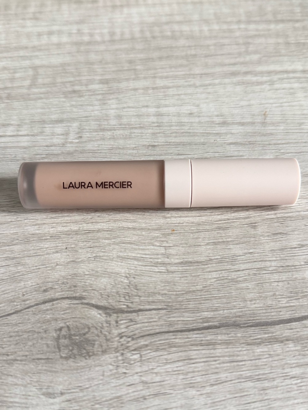 New Laura Mercier real flawless concealer 1N1 - Picture 2 of 4